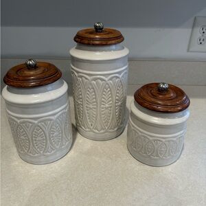 Pier 1 Ceramic Base with Wood top